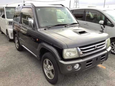 Mitsubishi PAJERO MINI