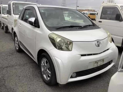 Toyota IQ