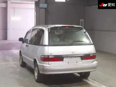 Toyota ESTIMA  с аукциона в Японии