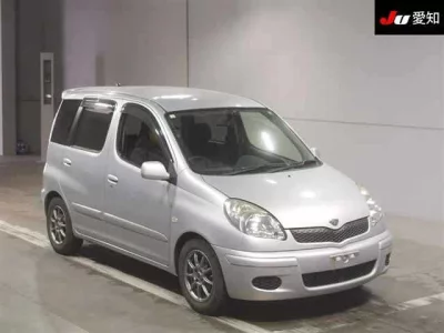 Toyota FUNCARGO  с аукциона в Японии