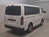 Toyota HIACE VAN лот № 56011 оценка 3.5  с аукциона в Японии 1