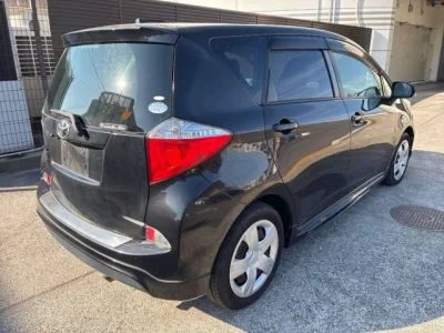 Toyota RACTIS  с аукциона в Японии