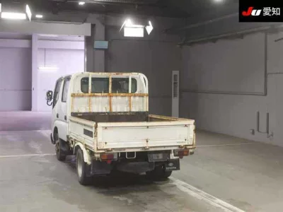 Toyota DYNA  с аукциона в Японии