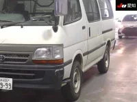 Toyota HIACE VAN лот № 4026 оценка 3  с аукциона в Японии 6