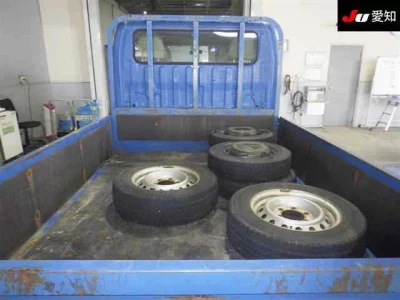 Toyota DYNA  с аукциона в Японии