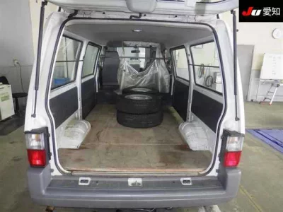 Mazda BONGO VAN  с аукциона в Японии