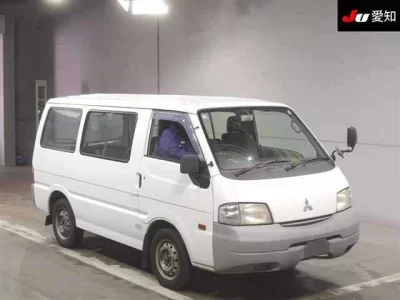 Mitsubishi DELICA