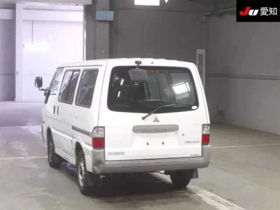 Mitsubishi DELICA