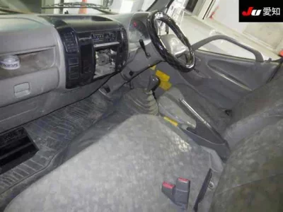 Hino DUTRO  с аукциона в Японии