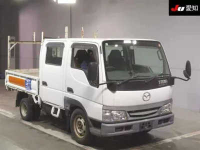 Mazda TITAN  с аукциона в Японии