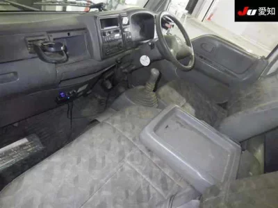 Mazda TITAN  с аукциона в Японии