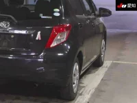 Toyota VITZ лот № 3004 оценка 3.5  с аукциона в Японии 7