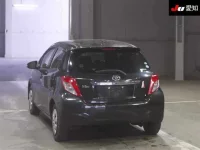 Toyota VITZ лот № 3004 оценка 3.5  с аукциона в Японии 1