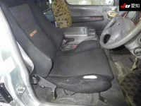 Nissan CARAVAN VAN лот № 20033 оценка 3  с аукциона в Японии 5