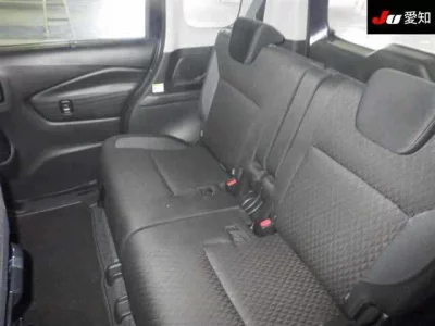 Mitsubishi DELICA D2