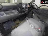 Hino DUTRO лот № 7009 оценка 3.5  с аукциона в Японии 2