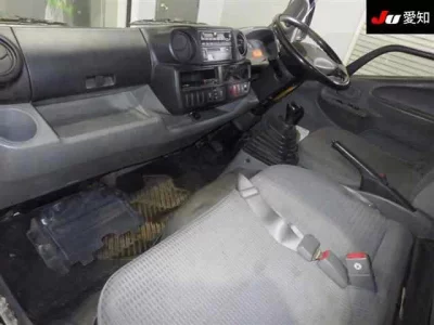 Hino DUTRO  с аукциона в Японии