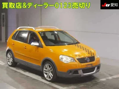 Volkswagen CROSS POLO