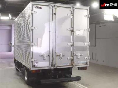 Mitsubishi FUSO TRUCK  с аукциона в Японии