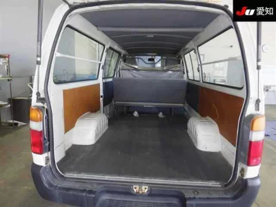 Toyota HIACE VAN  с аукциона в Японии