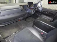 Toyota HIACE VAN лот № 7026 оценка 4  с аукциона в Японии 2