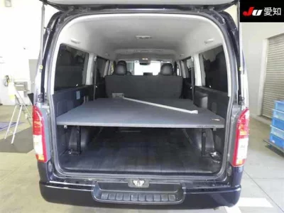 Toyota HIACE VAN  с аукциона в Японии