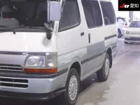 Toyota HIACE VAN лот № 7051 оценка R  с аукциона в Японии 6