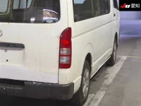 Toyota HIACE VAN лот № 7032 оценка R  с аукциона в Японии 7