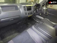 Nissan CARAVAN BUS лот № 7045 оценка 3  с аукциона в Японии 2