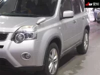Nissan X-TRAIL лот № 30180 оценка 3.5  с аукциона в Японии 6
