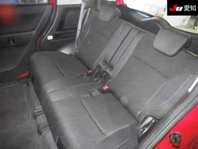 Mitsubishi DELICA D2