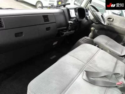 Mazda TITAN  с аукциона в Японии