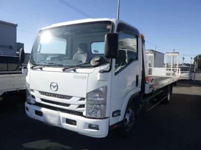 Mazda TITAN  с аукциона в Японии