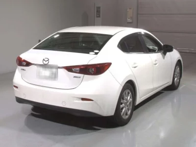 Mazda AXELA  с аукциона в Японии