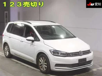 Volkswagen GOLF TOURAN
