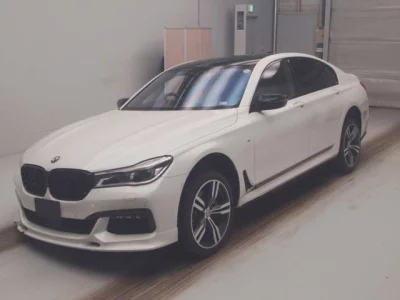 BMW 7-Series  с аукциона в Японии