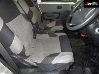 Mazda BONGO VAN лот № 7044 оценка 4  с аукциона в Японии 5