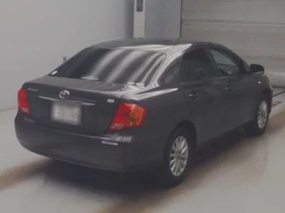 Toyota COROLLA AXIO  с аукциона в Японии