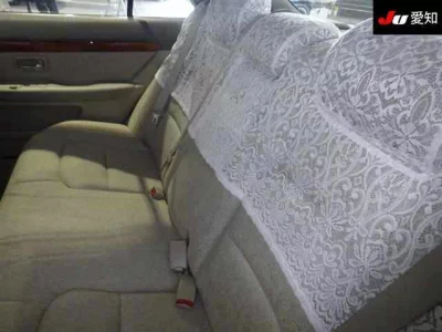 Toyota PROGRES  с аукциона в Японии