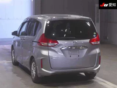Honda FREED  с аукциона в Японии