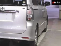 Toyota NOAH лот № 30301 оценка 3.5  с аукциона в Японии 7