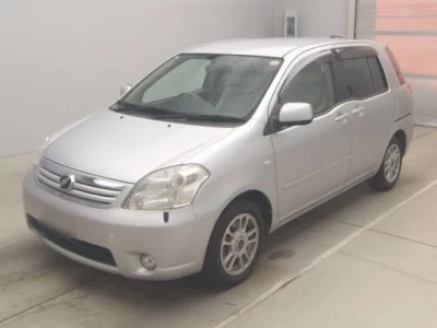 Toyota RAUM