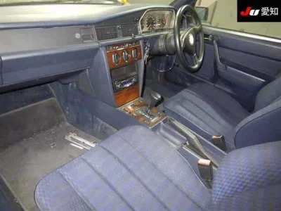 Mercedes-Benz 190 SERIES