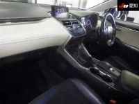 Lexus NX лот № 30285 оценка 3.5  с аукциона в Японии 2