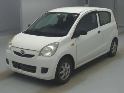 Daihatsu MIRA  с аукциона в Японии