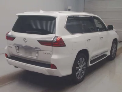 Lexus LX
