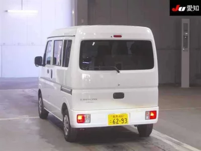 Mitsubishi MINICAB VAN