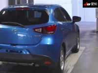 Mazda DEMIO лот № 76 оценка 3.5  с аукциона в Японии 7