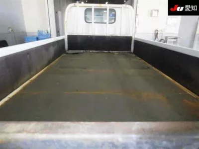 Mazda TITAN  с аукциона в Японии