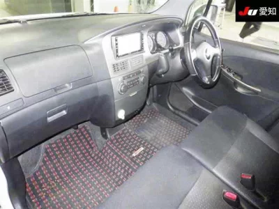 Daihatsu MOVE  с аукциона в Японии